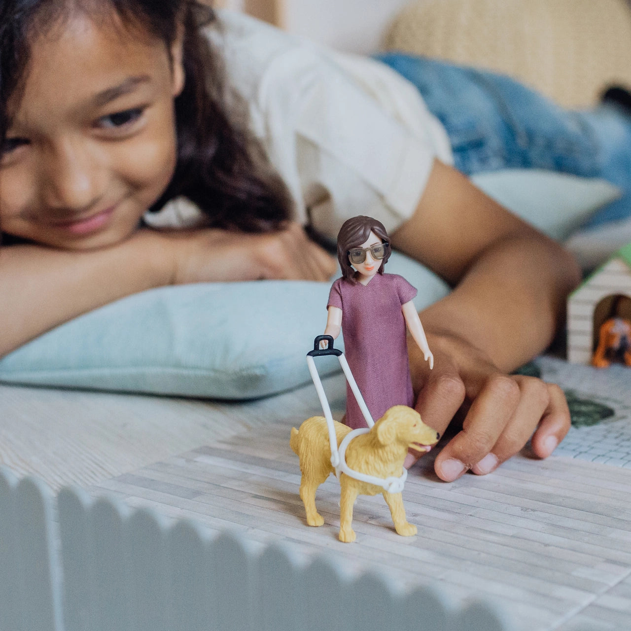 Lundby Dockhusdocka med blindkäpp & ledarhund