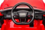 Azeno Audi RS6 Röd elbil för barn med gummihjul bild på ratten